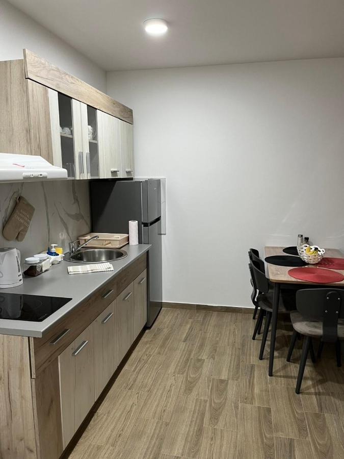 Hn Lux & Spa Veliko Gradište Exteriör bild