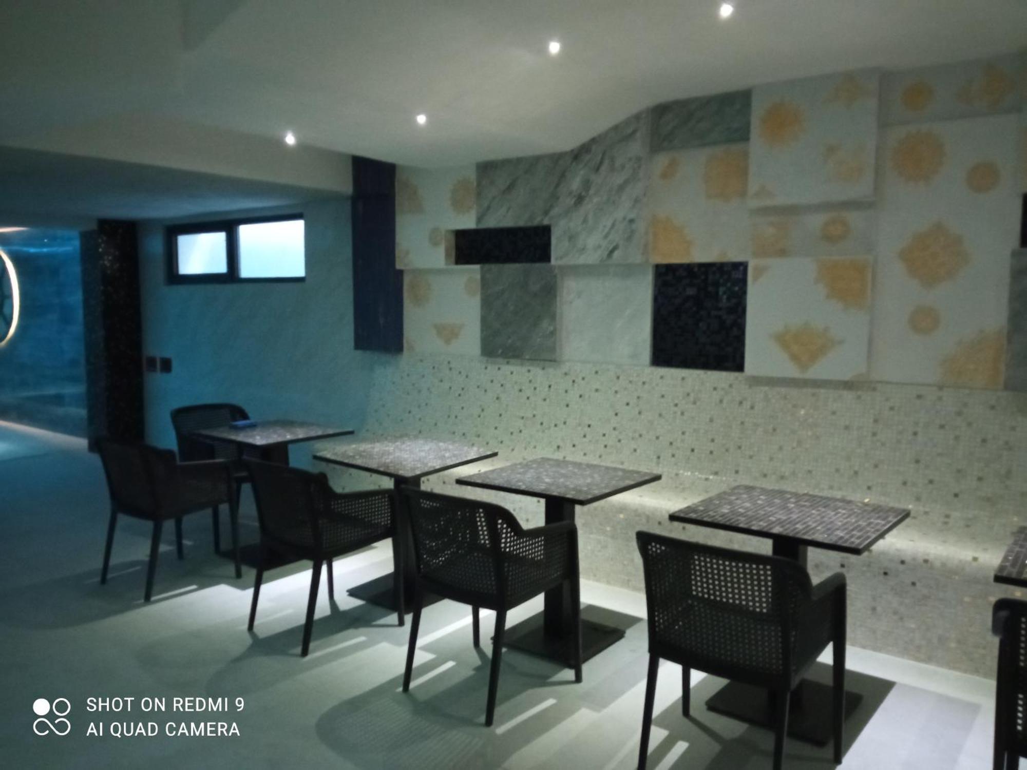 Hn Lux & Spa Veliko Gradište Exteriör bild