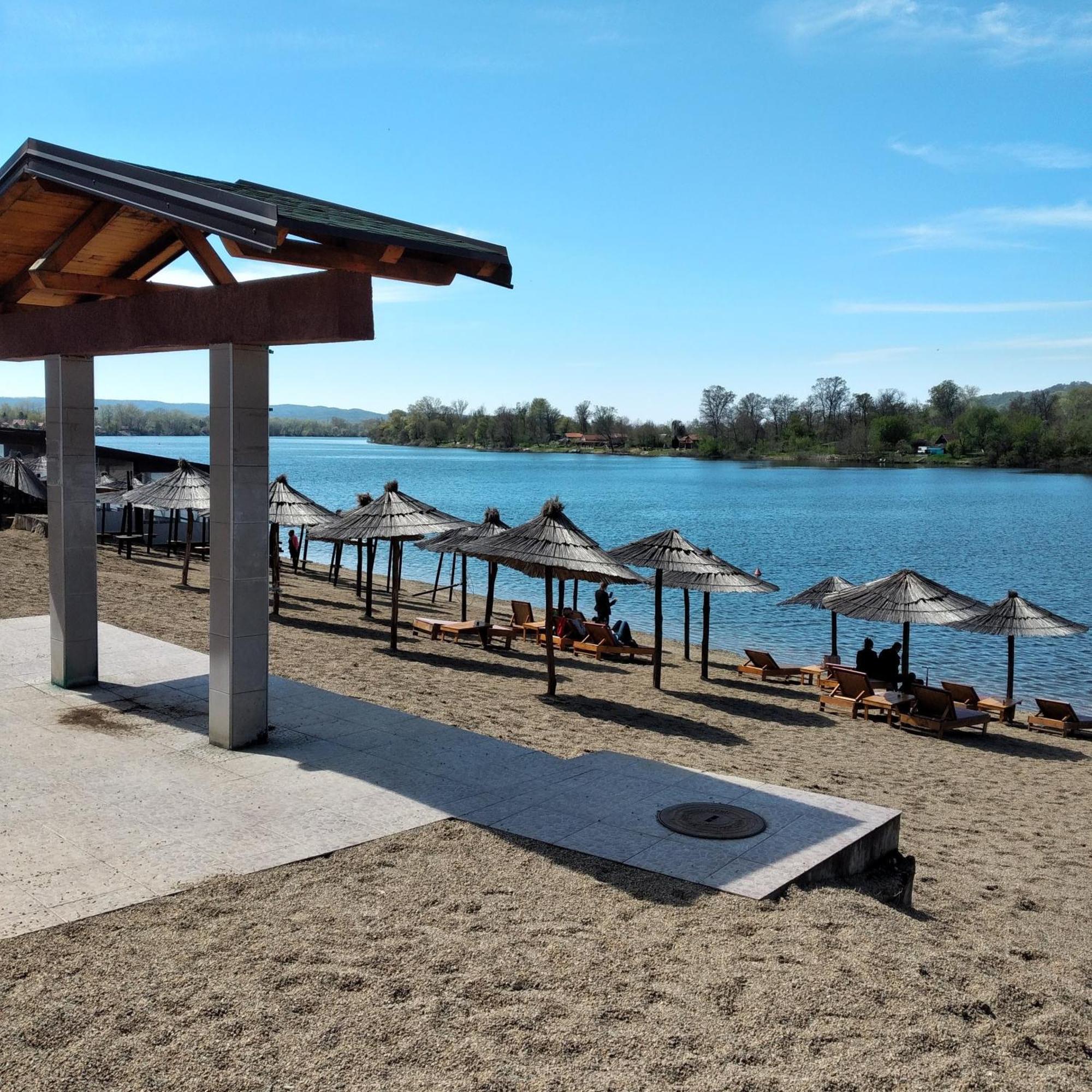 Hn Lux & Spa Veliko Gradište Exteriör bild