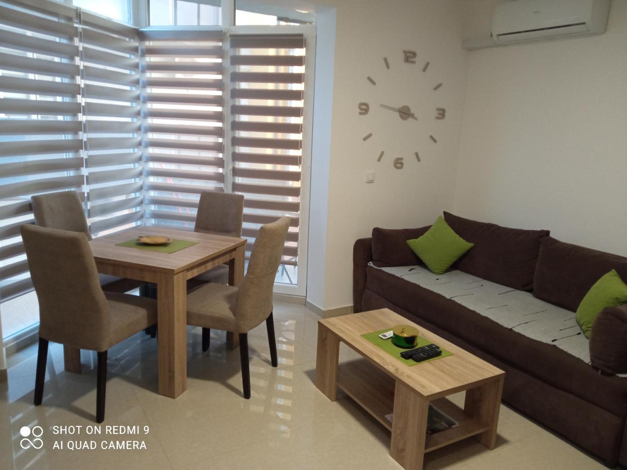 Hn Lux & Spa Veliko Gradište Exteriör bild