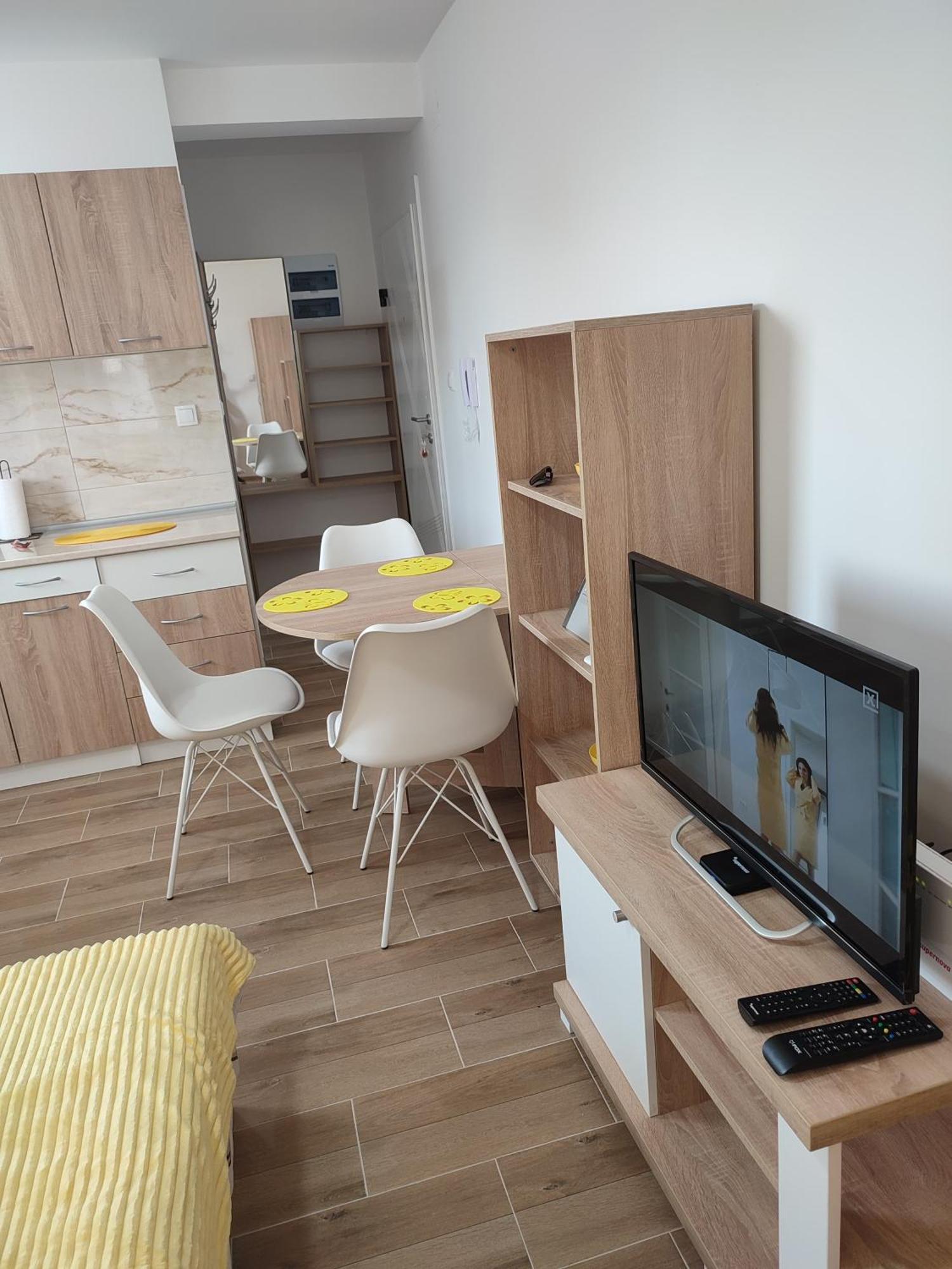 Hn Lux & Spa Veliko Gradište Exteriör bild